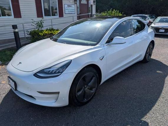 TESLA MODEL 3 2019 5YJ3E1EB6KF493735 image